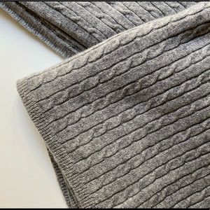 Quince Cable Knit Cashmere Throw Blanket